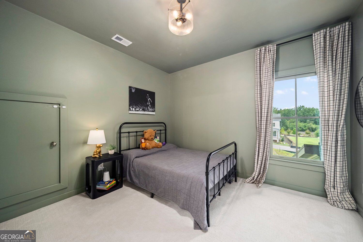 2022 Village Walk Property Photo 31