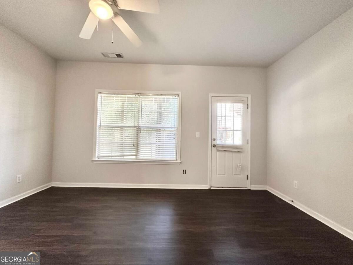 7820 Kiverton Place Property Photo 4