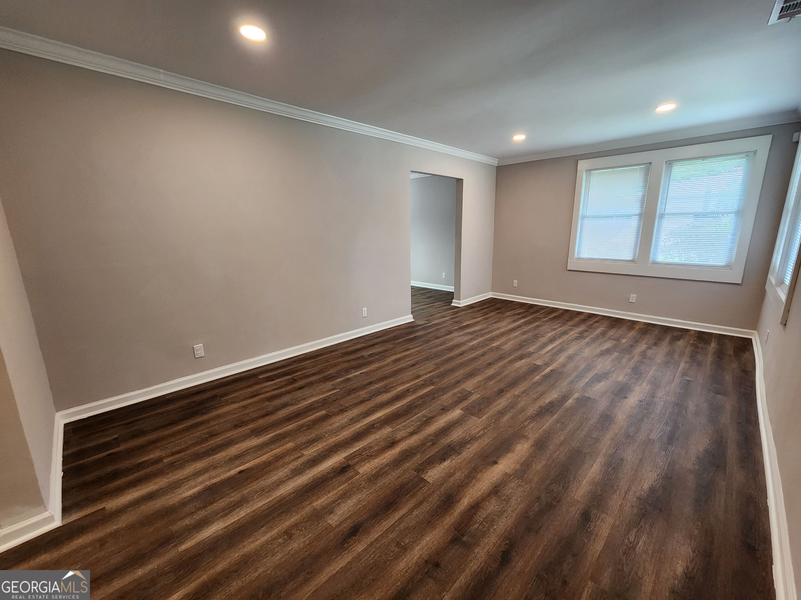 2035 Brewer Boulevard Sw Property Photo 9
