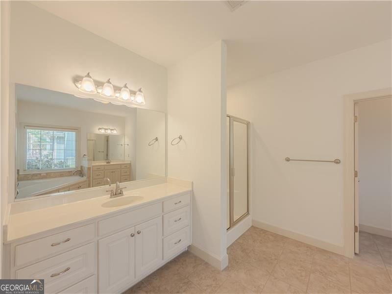 517 Richmond Place Property Photo 22