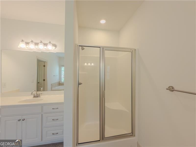 517 Richmond Place Property Photo 23