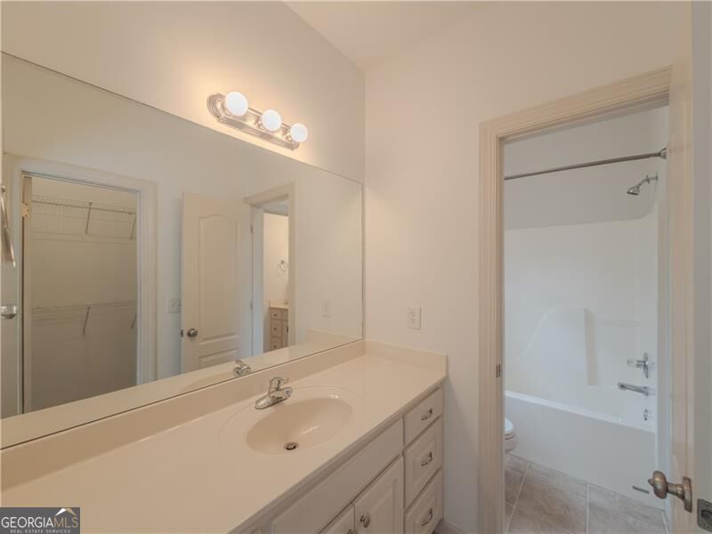 517 Richmond Place Property Photo 29