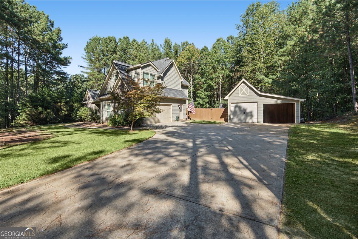1527 Tibbitts Road Property Photo 9