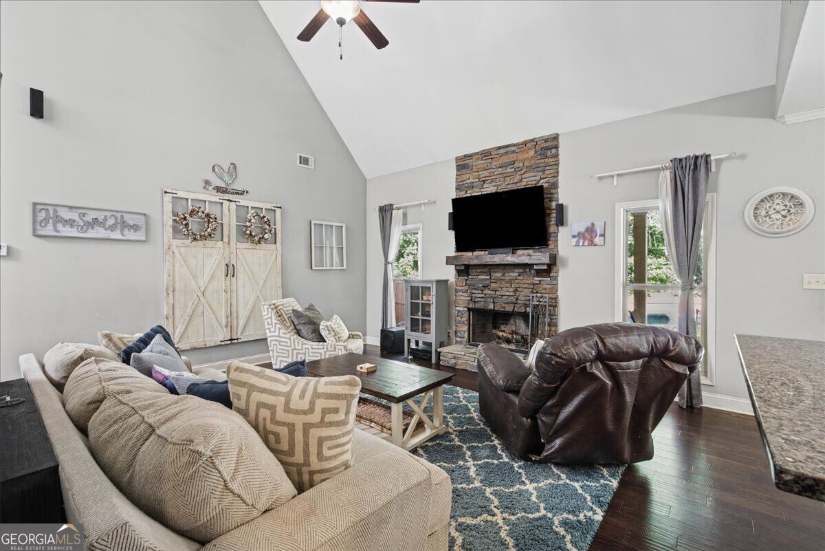 1527 Tibbitts Road Property Photo 18