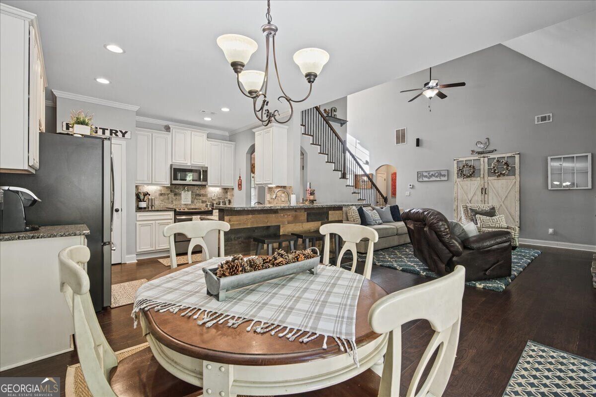 1527 Tibbitts Road Property Photo 23