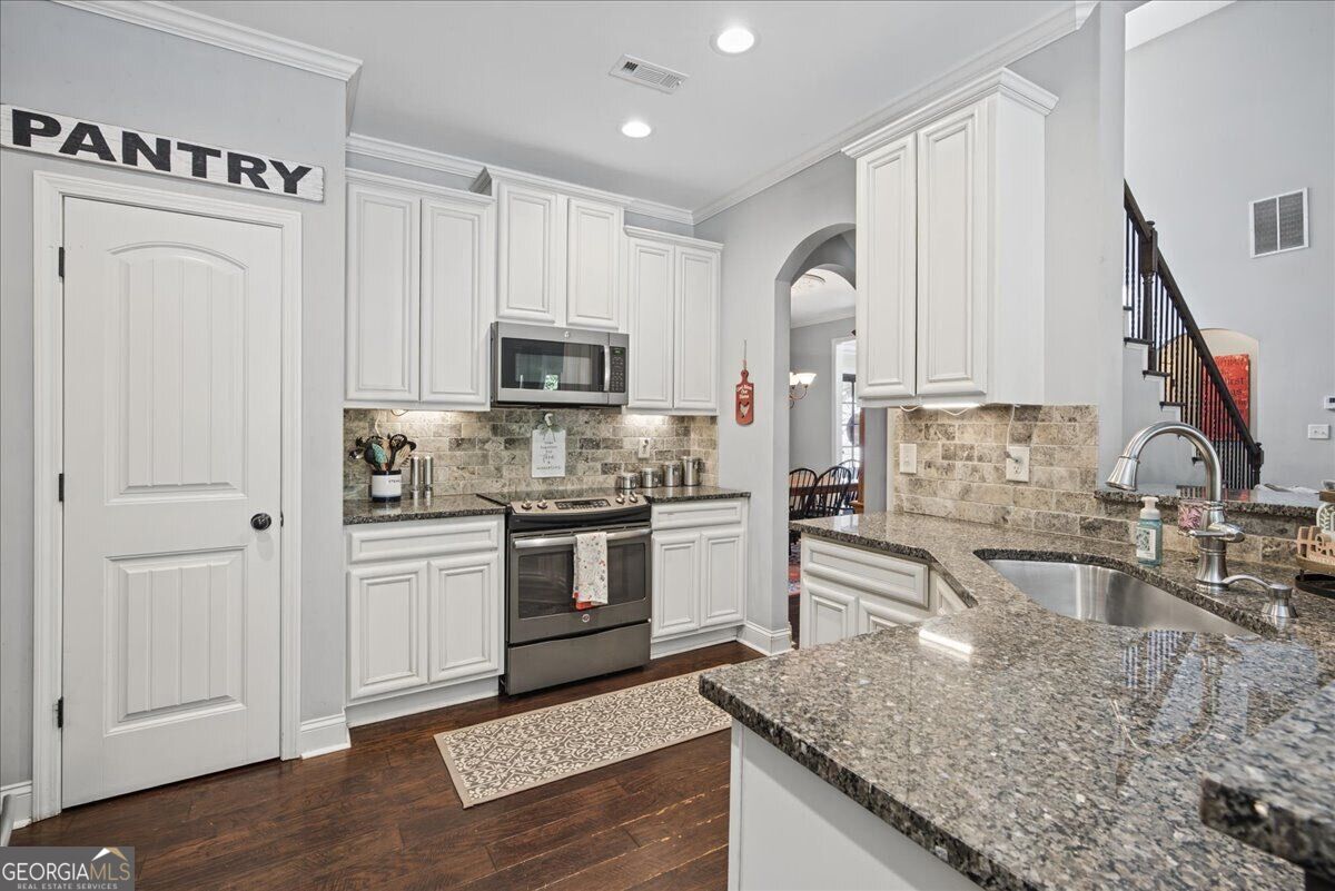 1527 Tibbitts Road Property Photo 26