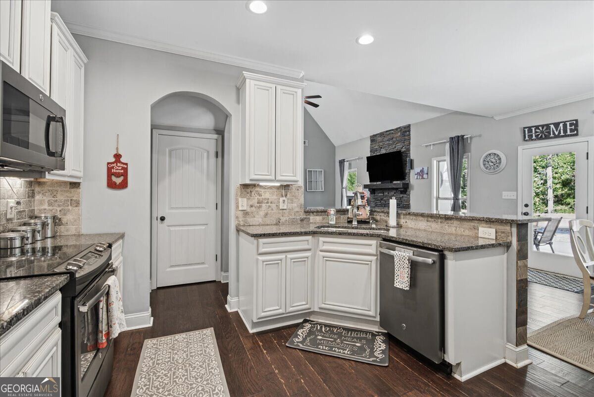 1527 Tibbitts Road Property Photo 28