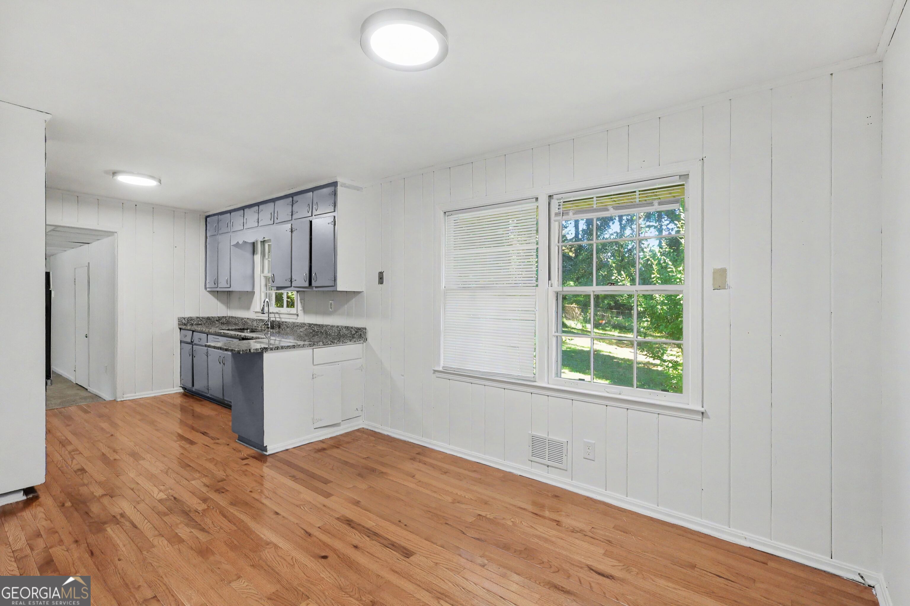 6663 Peacock Boulevard Property Photo 5