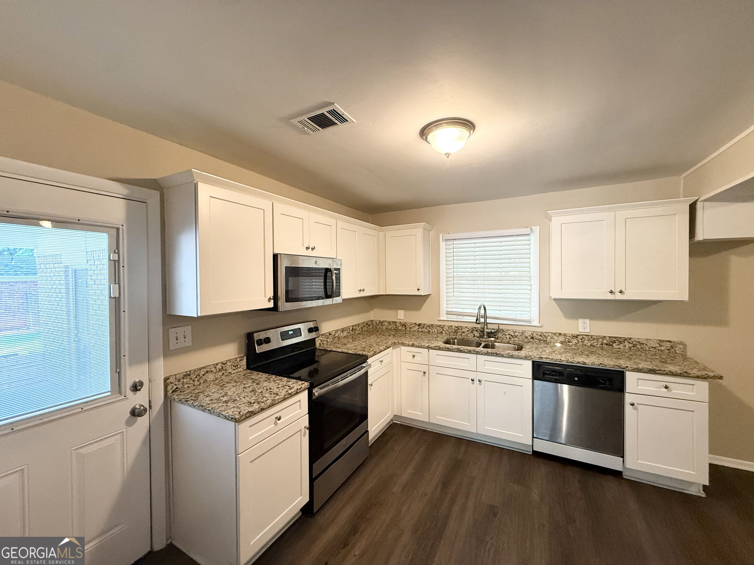 2930 River Ridge Drive Se Property Photo 4