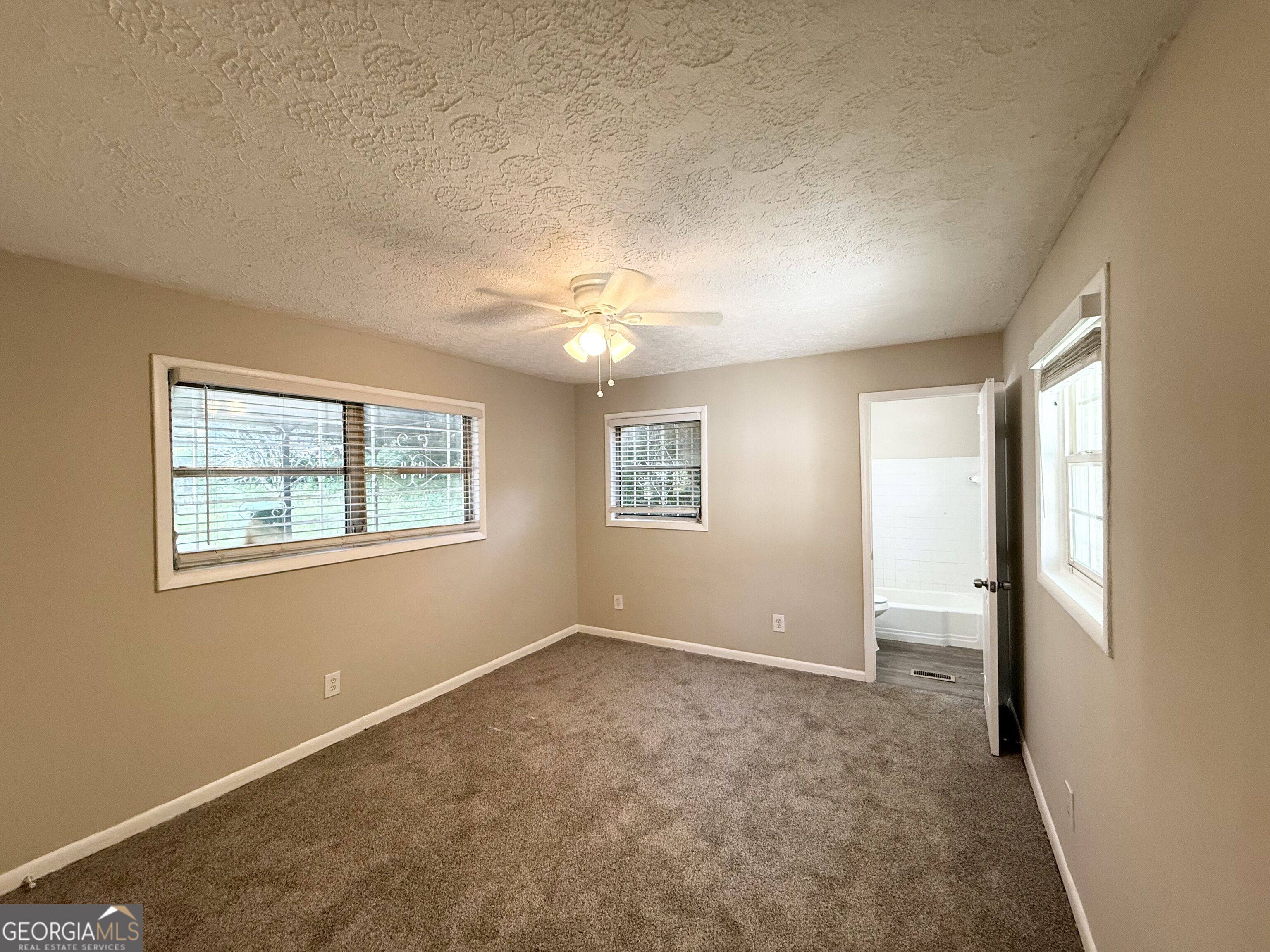 2932 Sw Diana Drive Property Photo 5