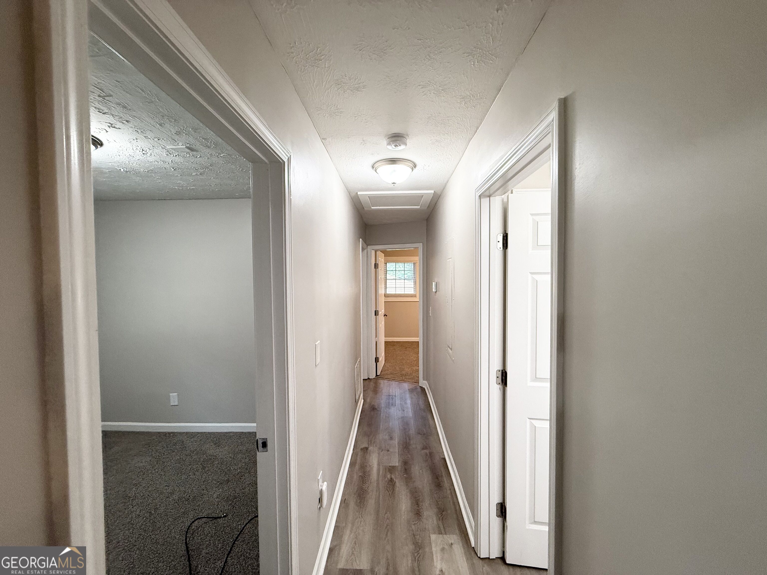 3916 Bonnie Lane Se Property Photo 5