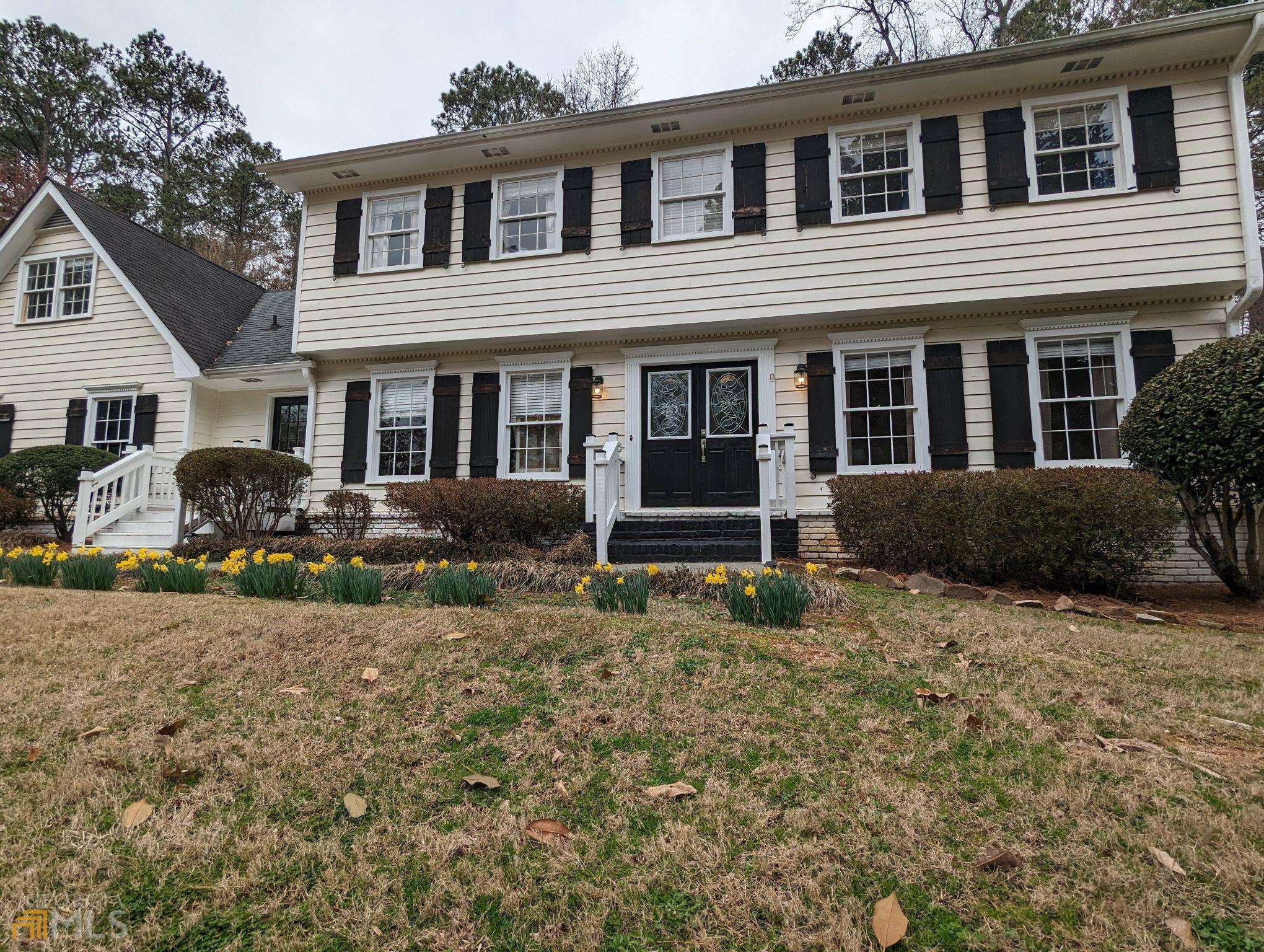 325 Lakeshore Drive Ne Property Photo 6
