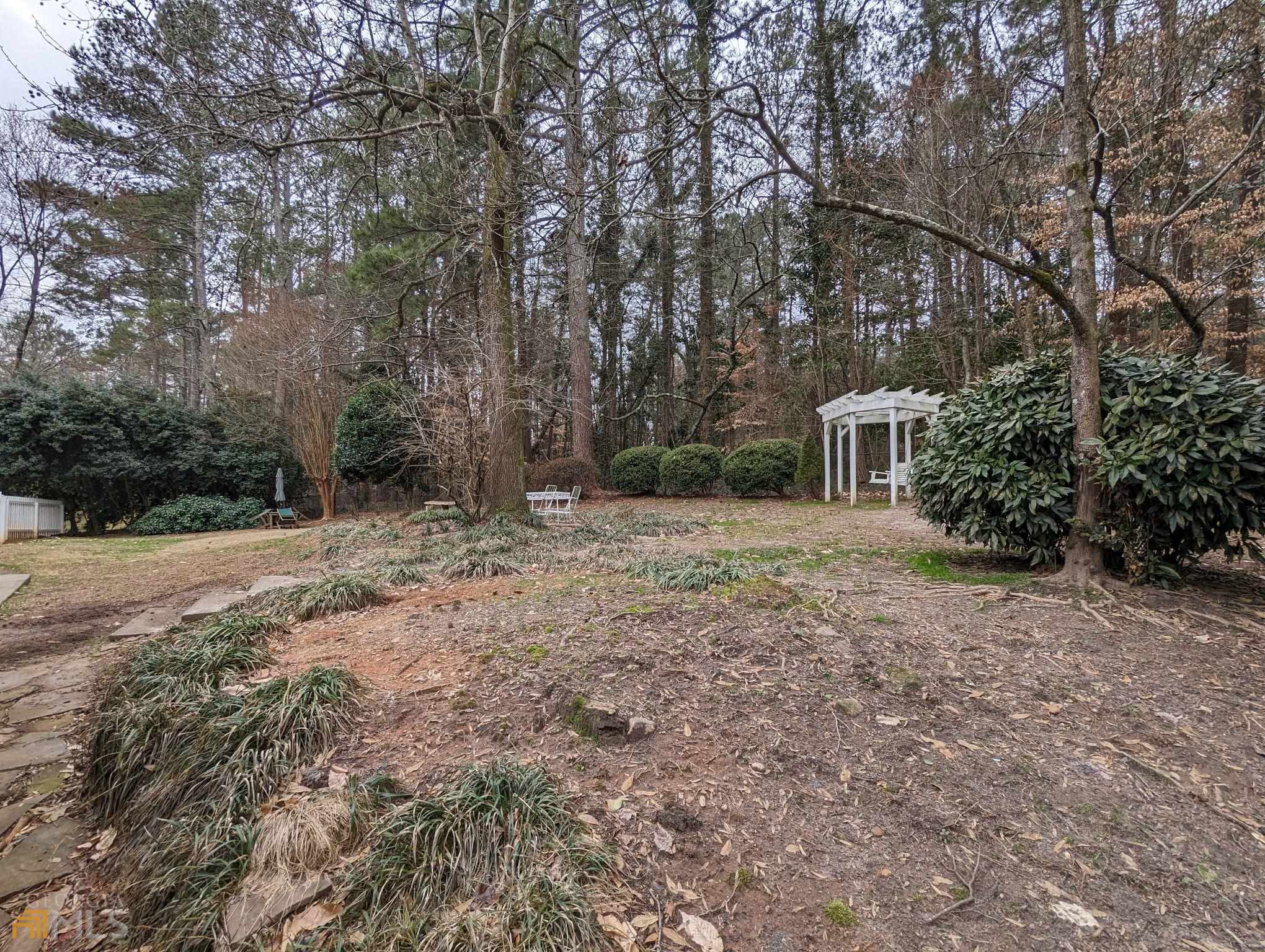 325 Lakeshore Drive Ne Property Photo 17