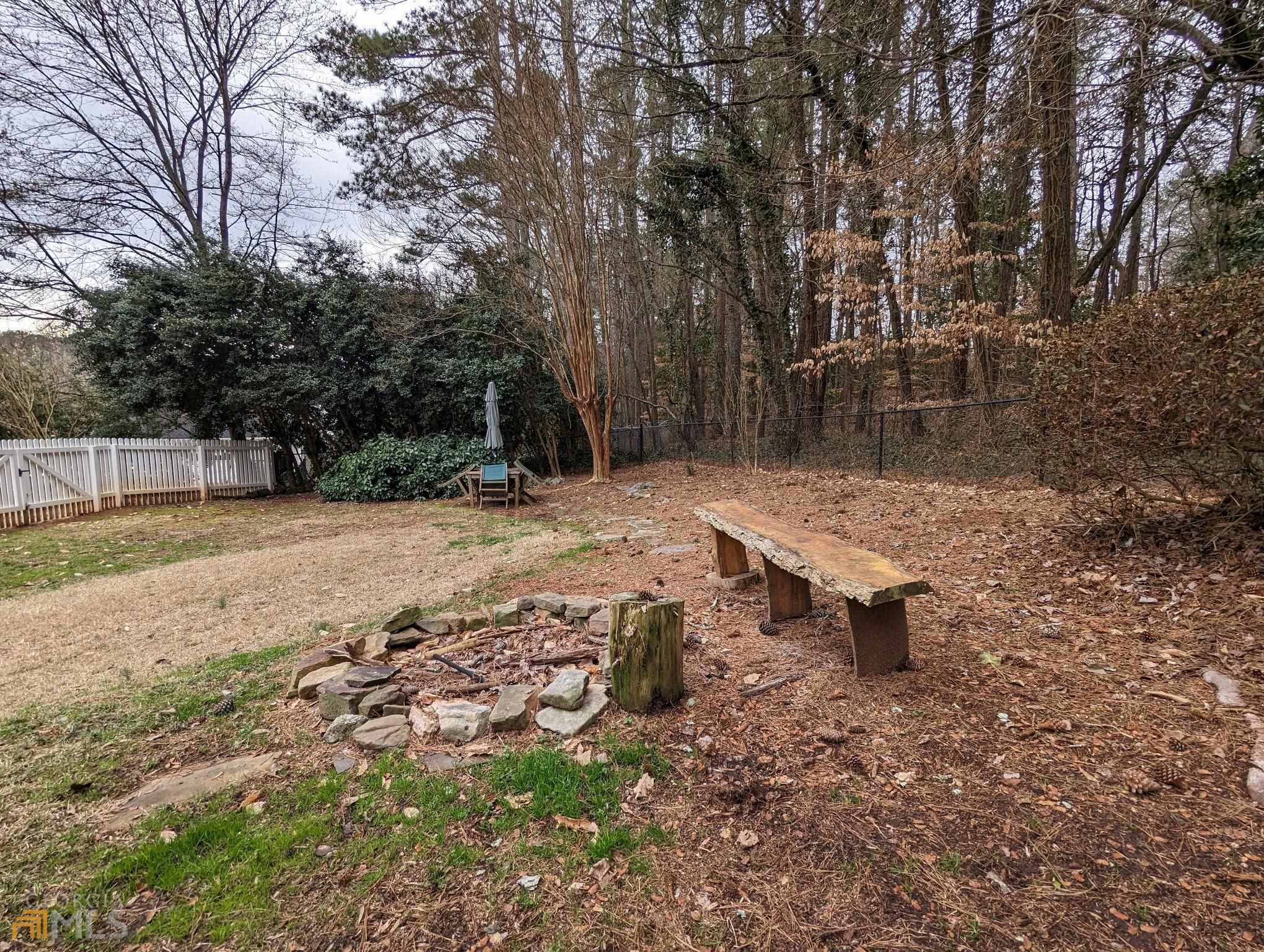 325 Lakeshore Drive Ne Property Photo 18