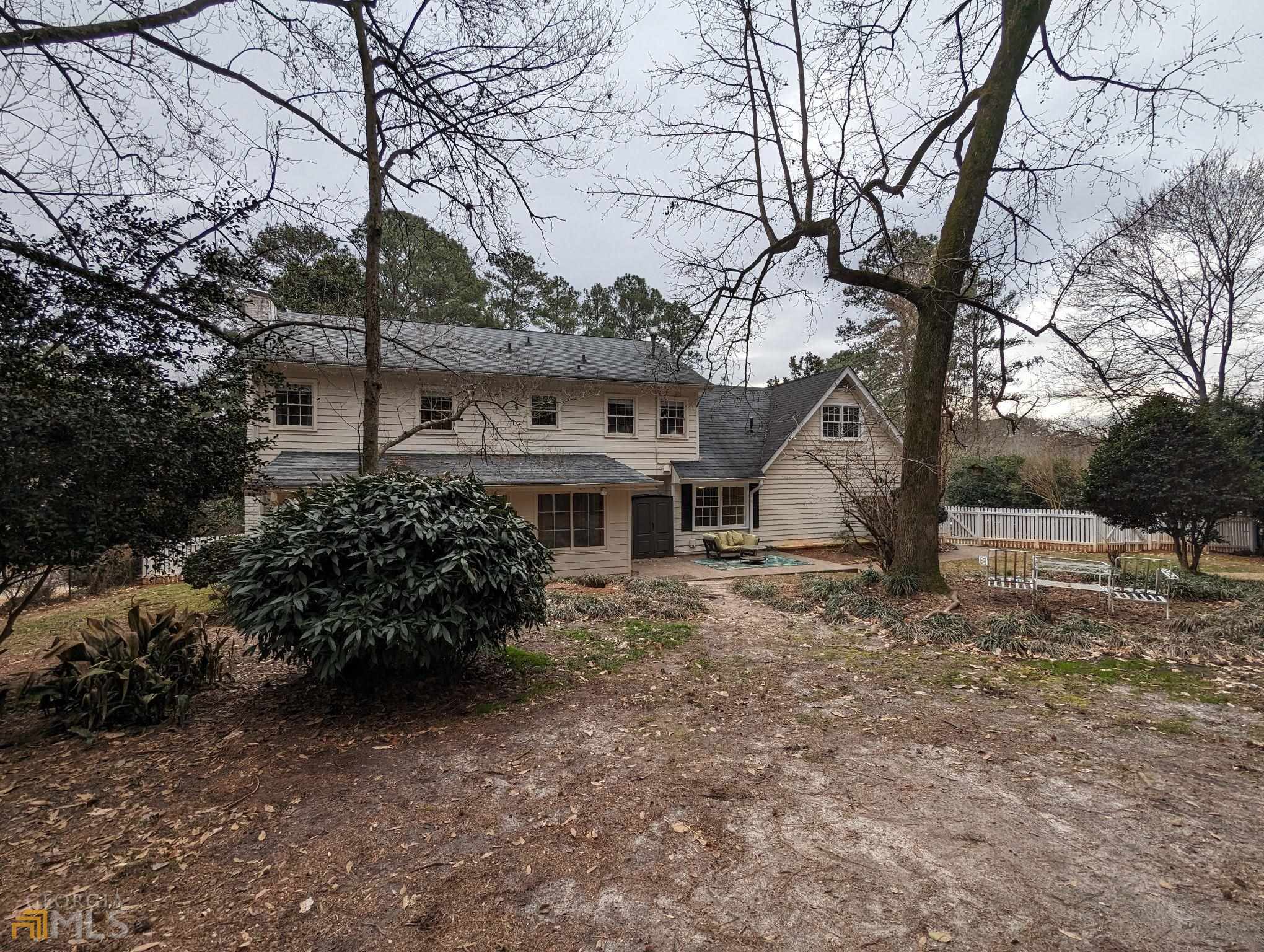 325 Lakeshore Drive Ne Property Photo 21