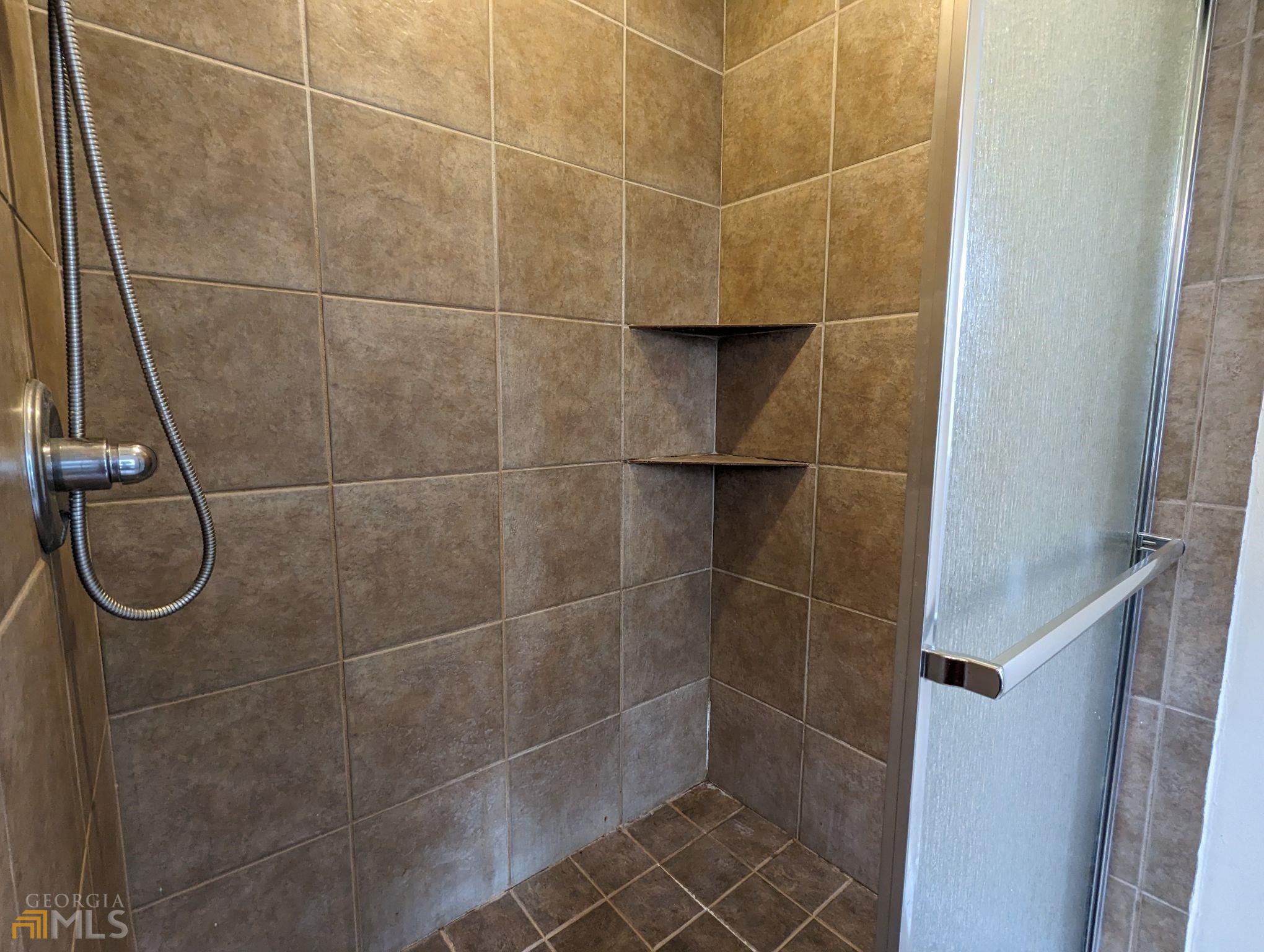 325 Lakeshore Drive Ne Property Photo 38