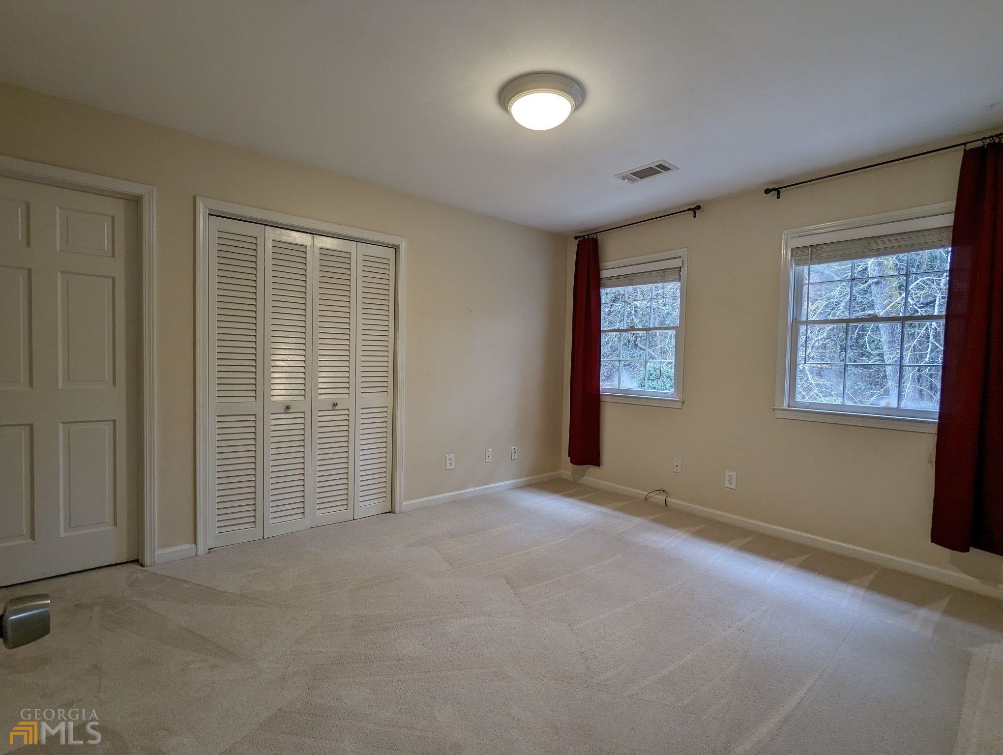 325 Lakeshore Drive Ne Property Photo 46