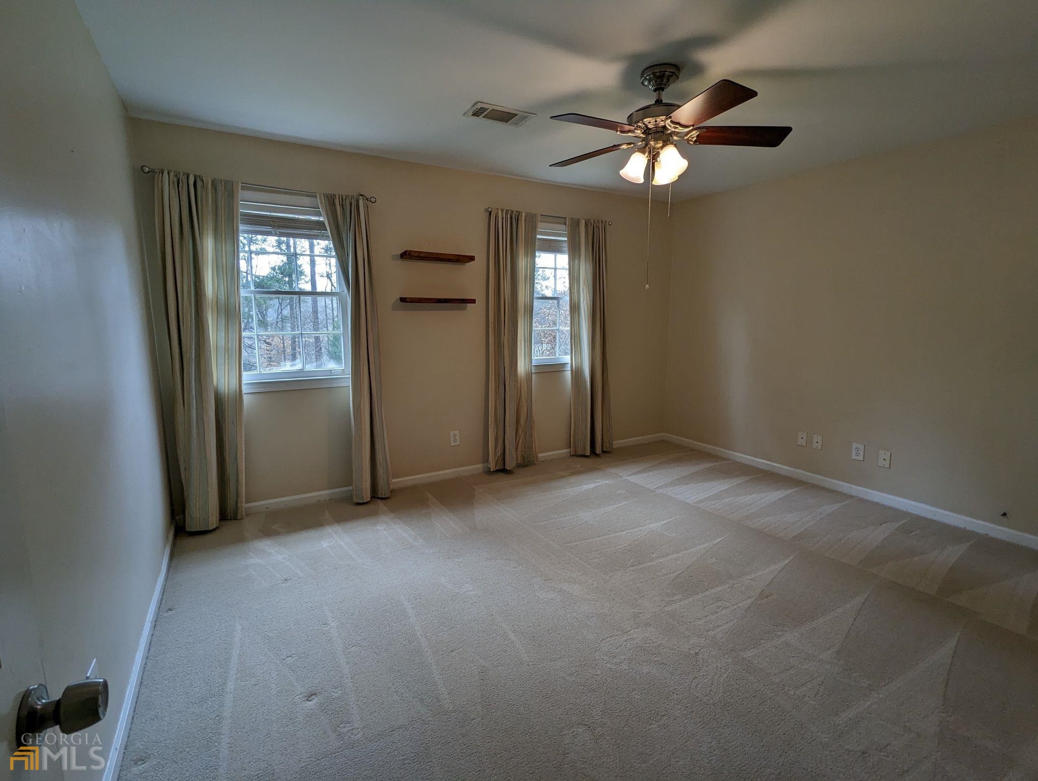 325 Lakeshore Drive Ne Property Photo 54