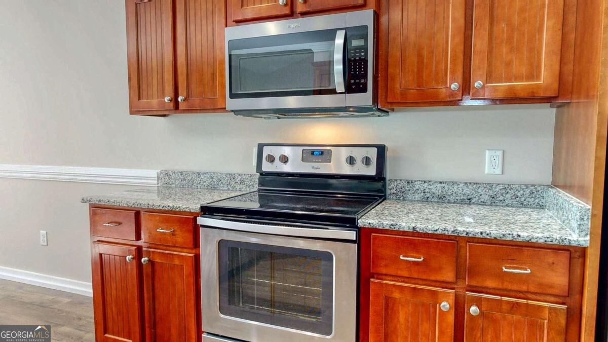 107 Kingsley Drive N Property Photo 11