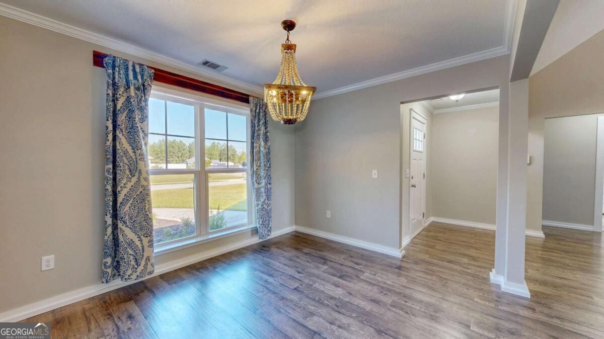 107 Kingsley Drive N Property Photo 12