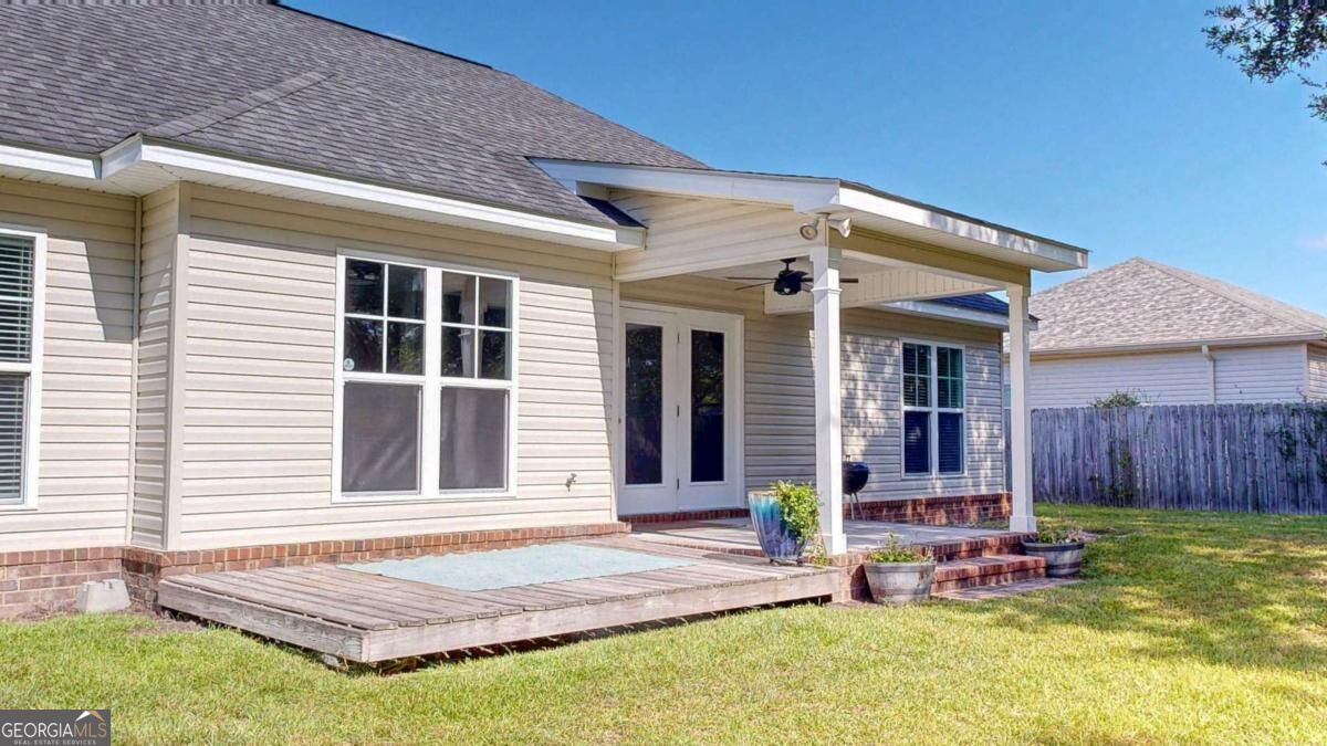 107 Kingsley Drive N Property Photo 35