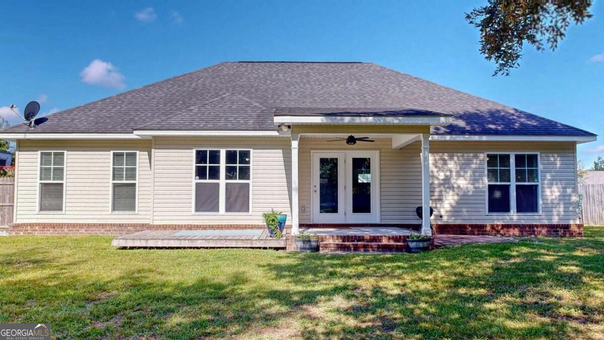 107 Kingsley Drive N Property Photo 37
