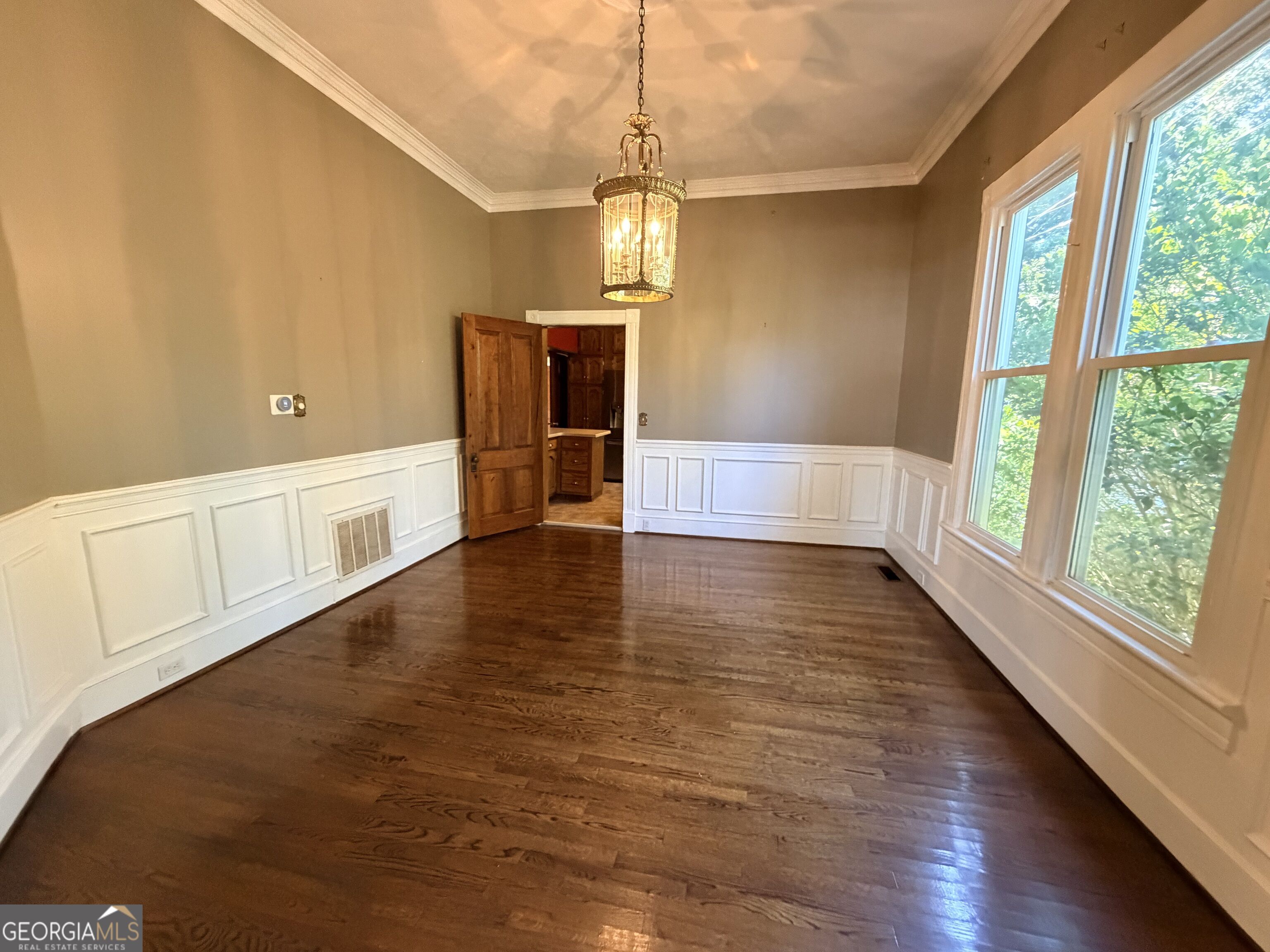 147 Stafford Avenue Property Photo 9