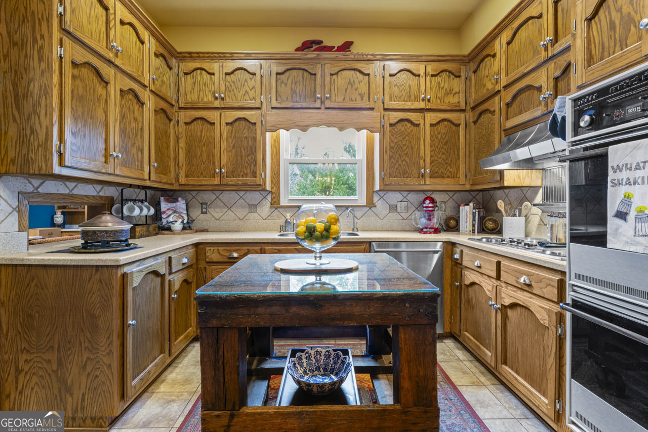 147 Stafford Avenue Property Photo 38