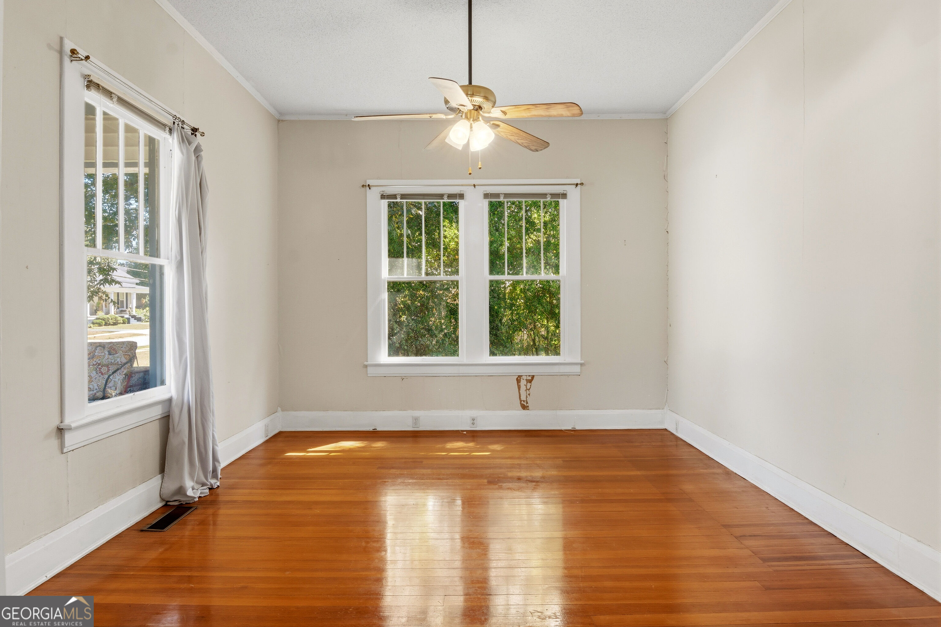 304 E Church Street Property Photo 10