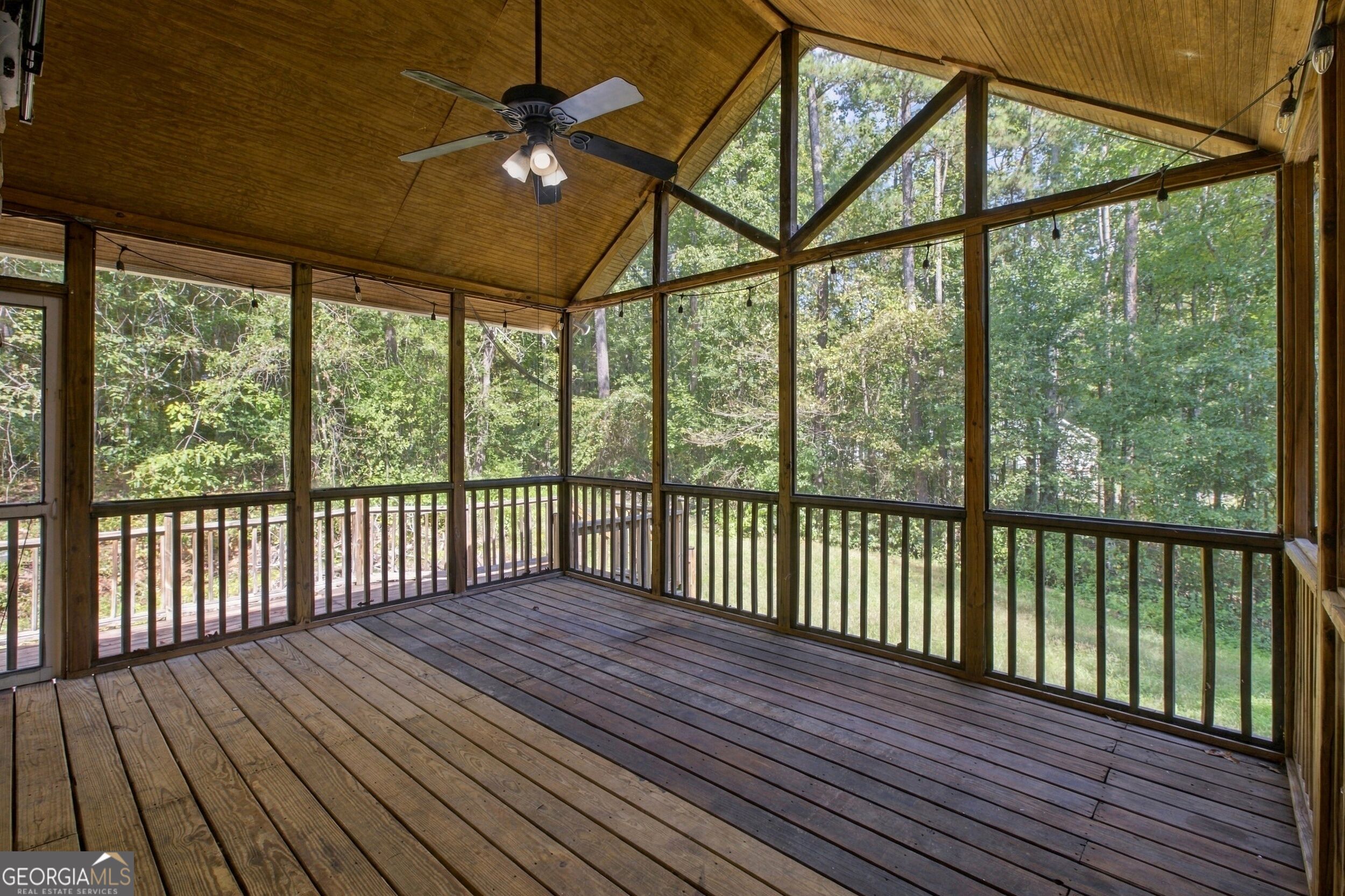 114 Blake Cove Property Photo 20