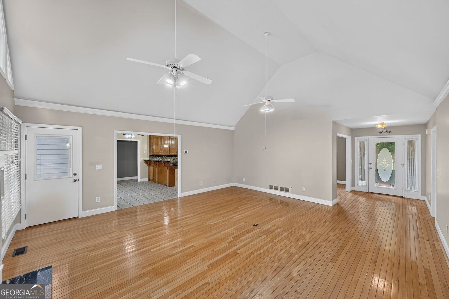 3970 Bridlewood Drive Property Photo 8