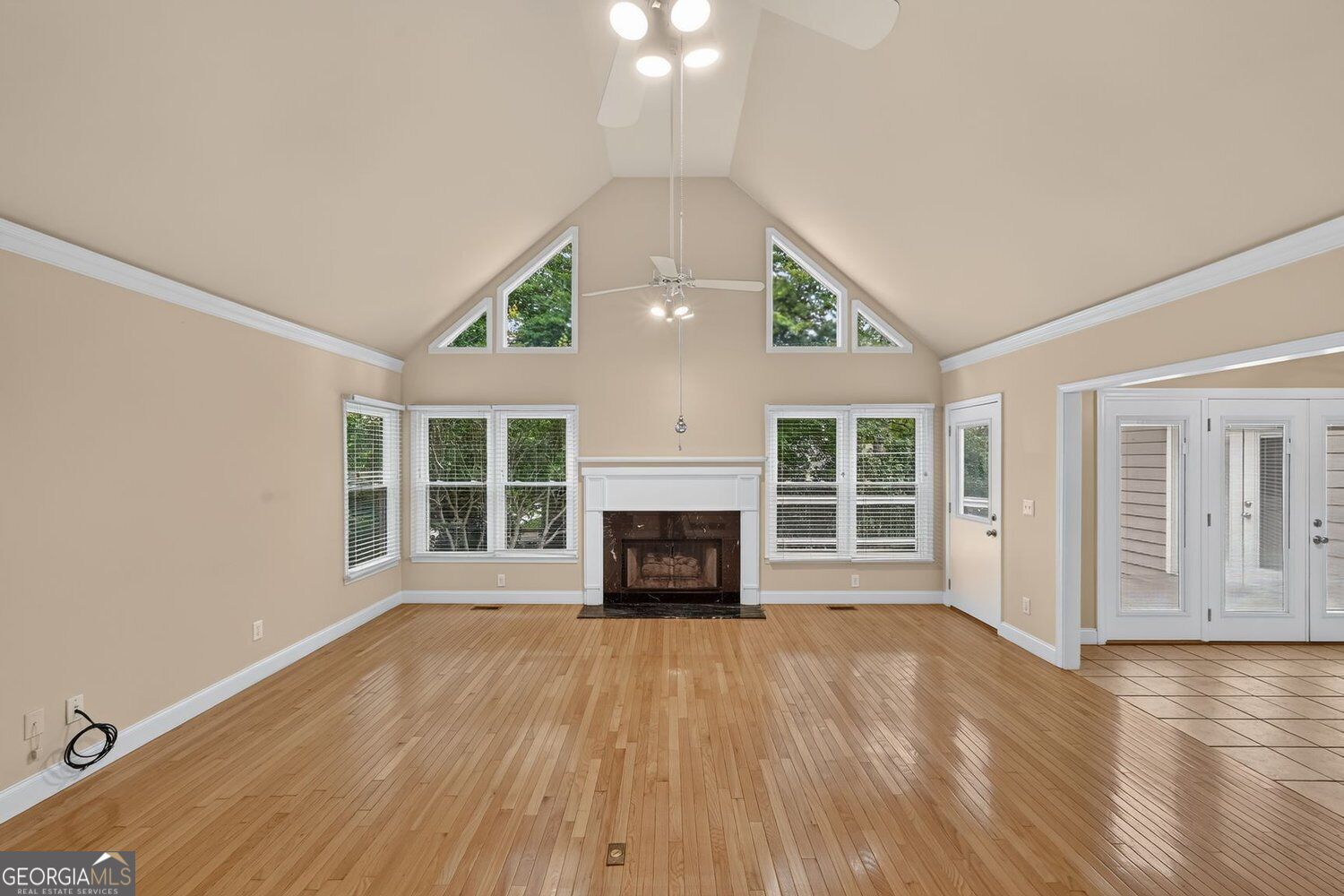 3970 Bridlewood Drive Property Photo 9