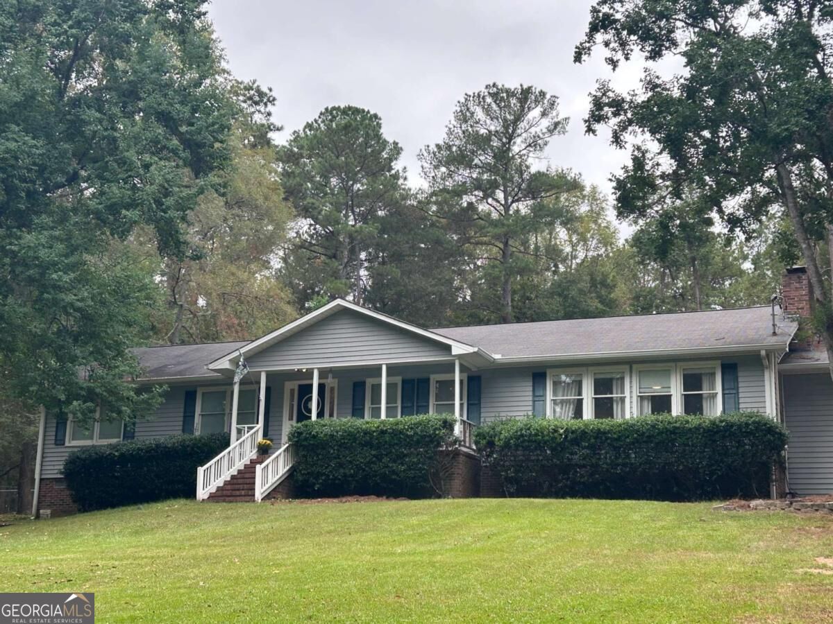 3012 Tomlinson Road Ne Property Photo 1