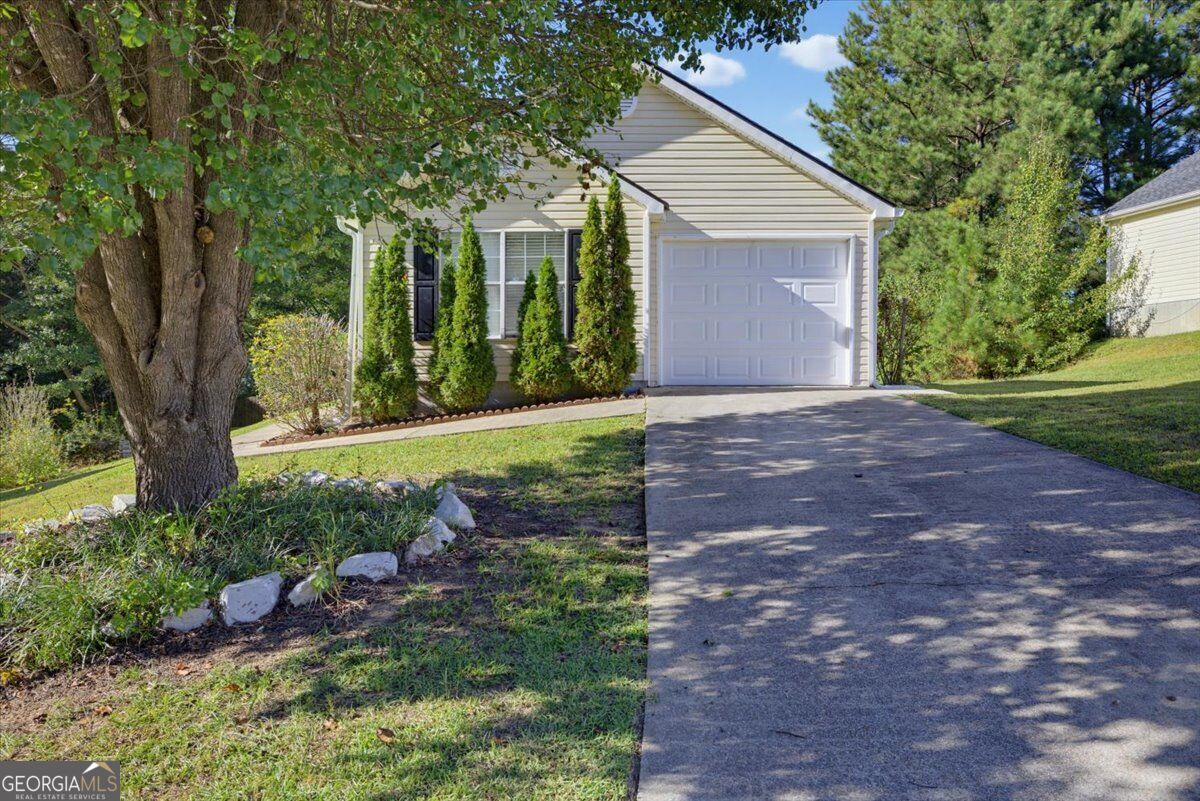 1483 Waterton Trail Property Photo 1