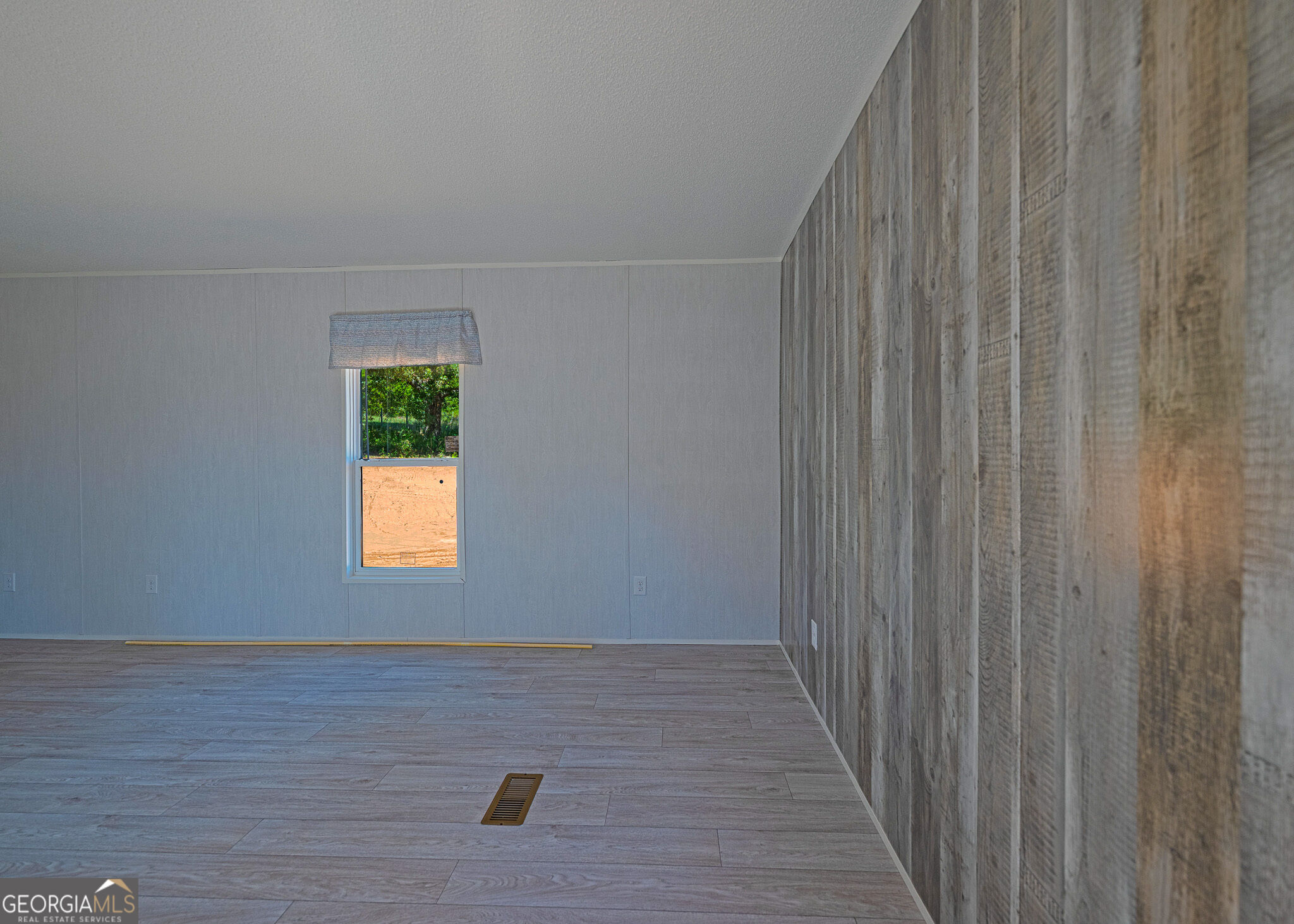 6060 Gumlog Road Property Photo 6