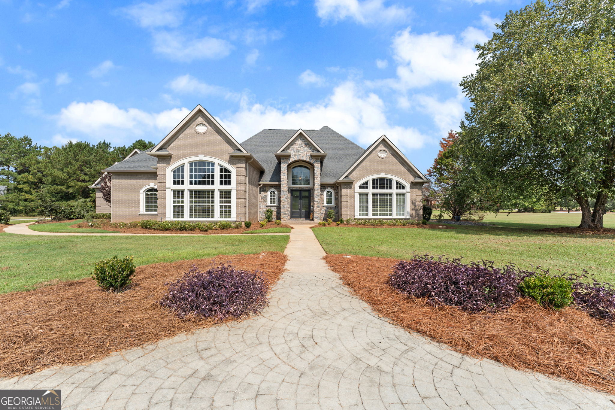102 Country Court Property Photo 1