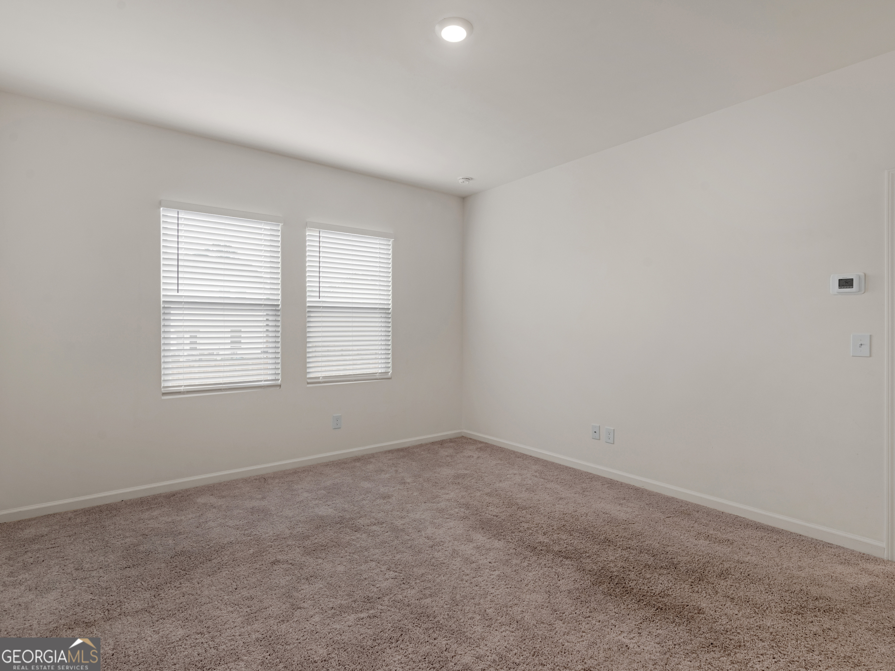 214 Georgian Way Property Photo 11