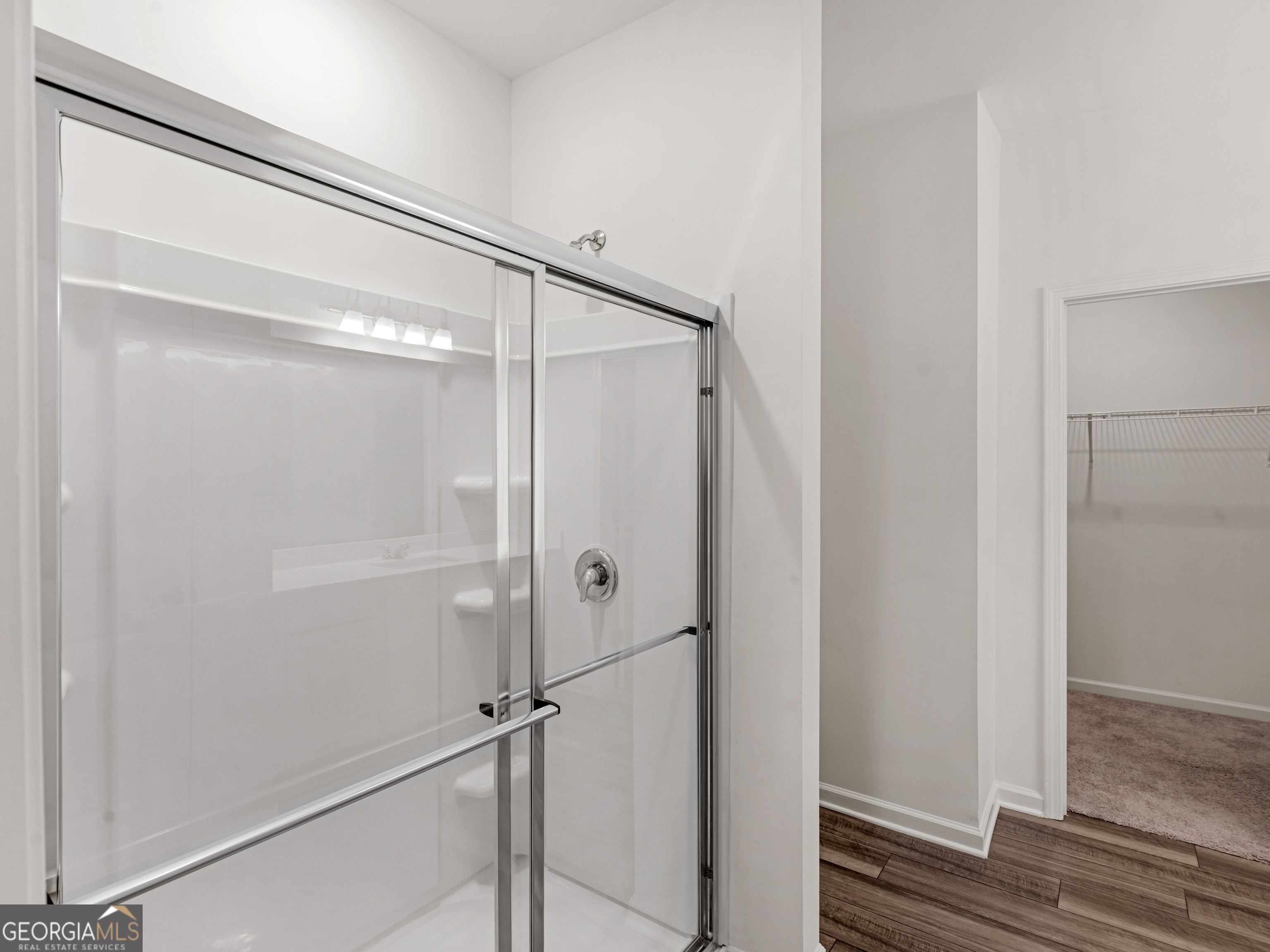 214 Georgian Way Property Photo 13