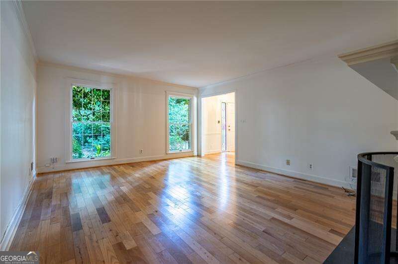 1510 September Chase Property Photo 7