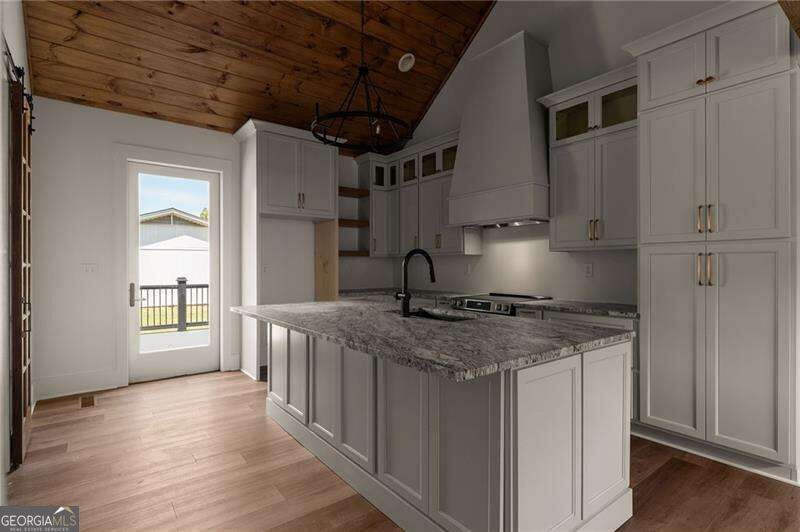 237 N Erwin Street Property Photo 11