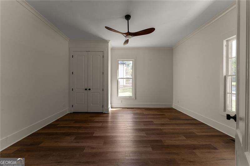 237 N Erwin Street Property Photo 27