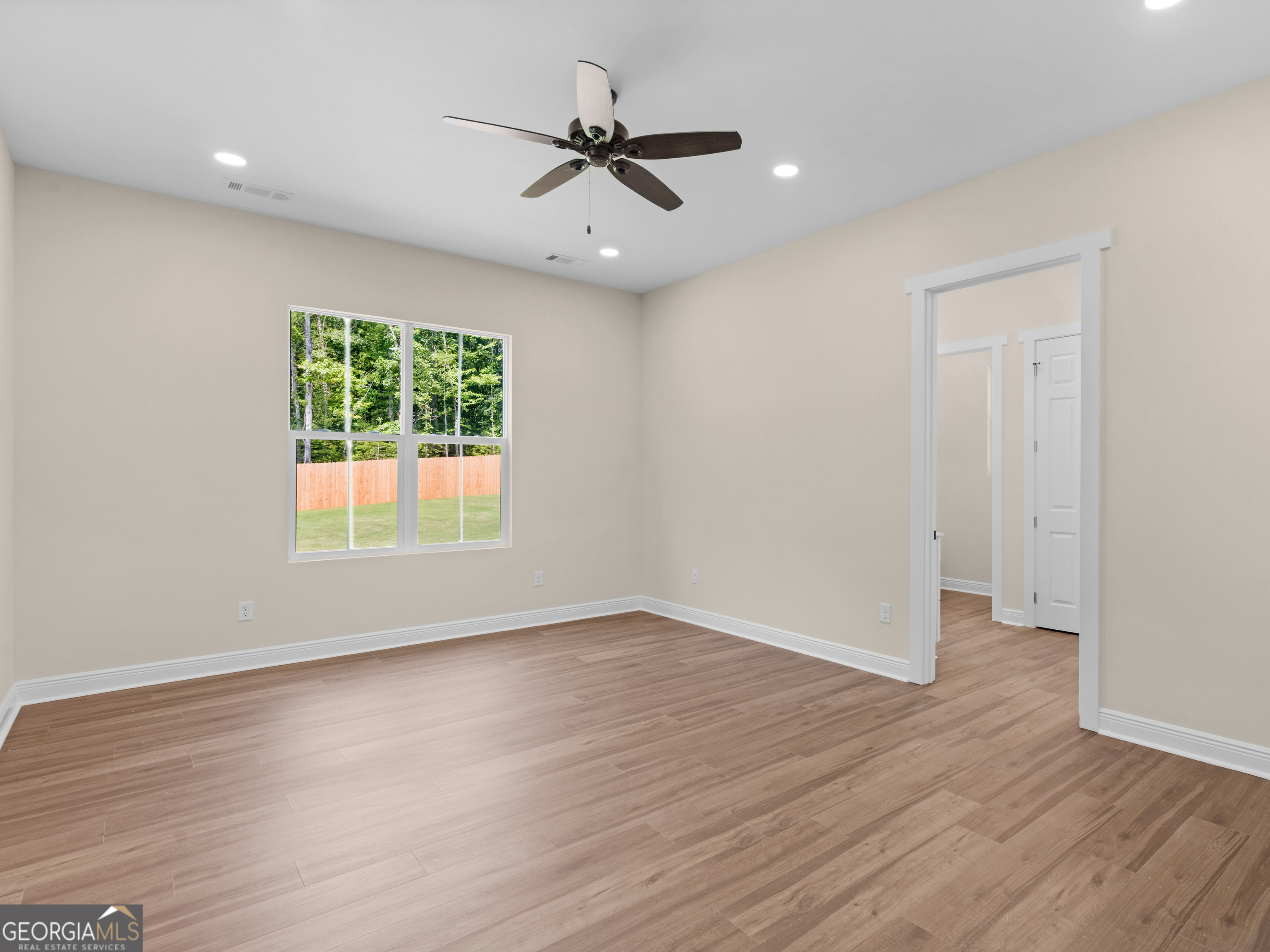1019 Oakridge Drive Property Photo 21