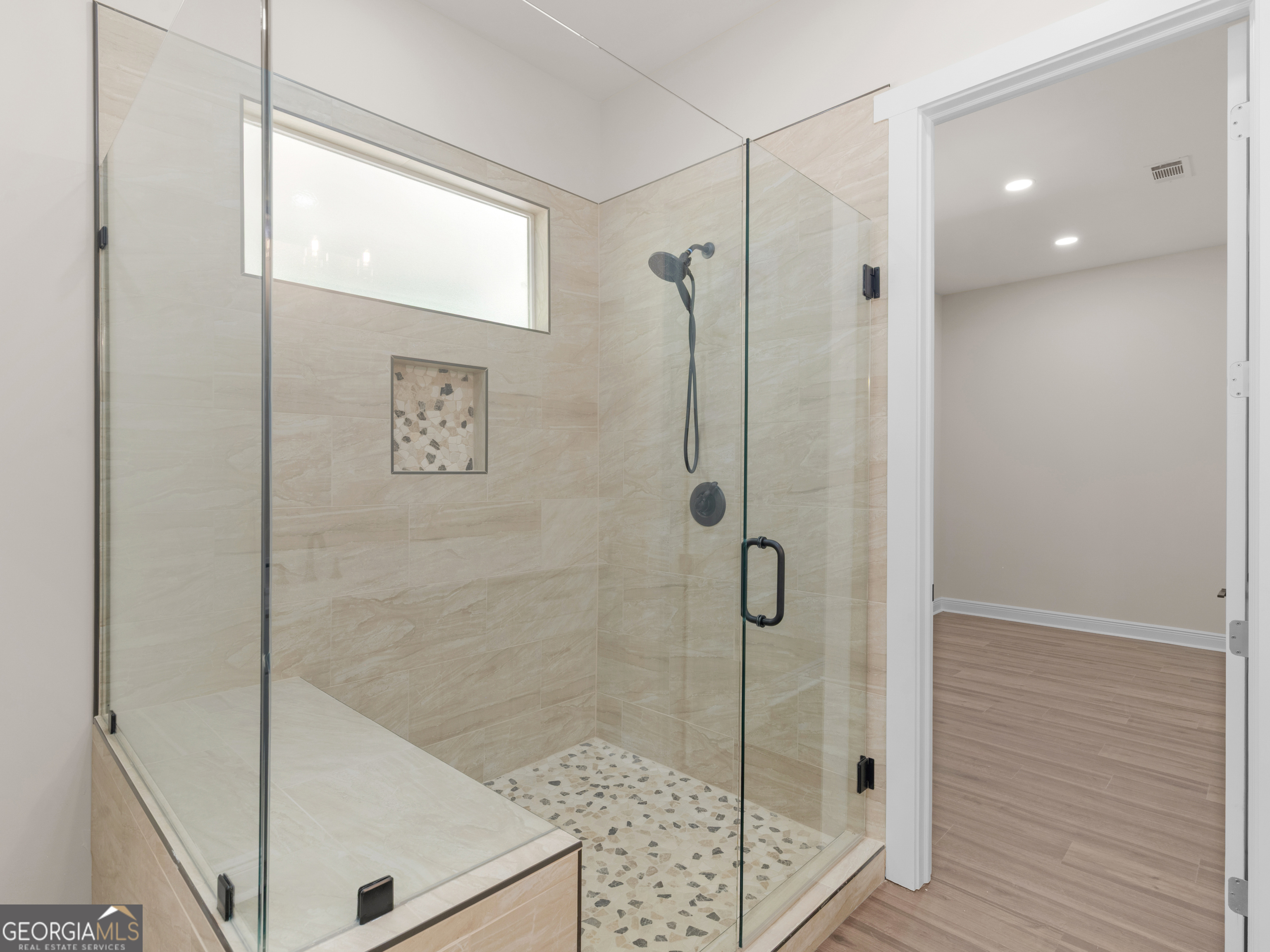 1019 Oakridge Drive Property Photo 26