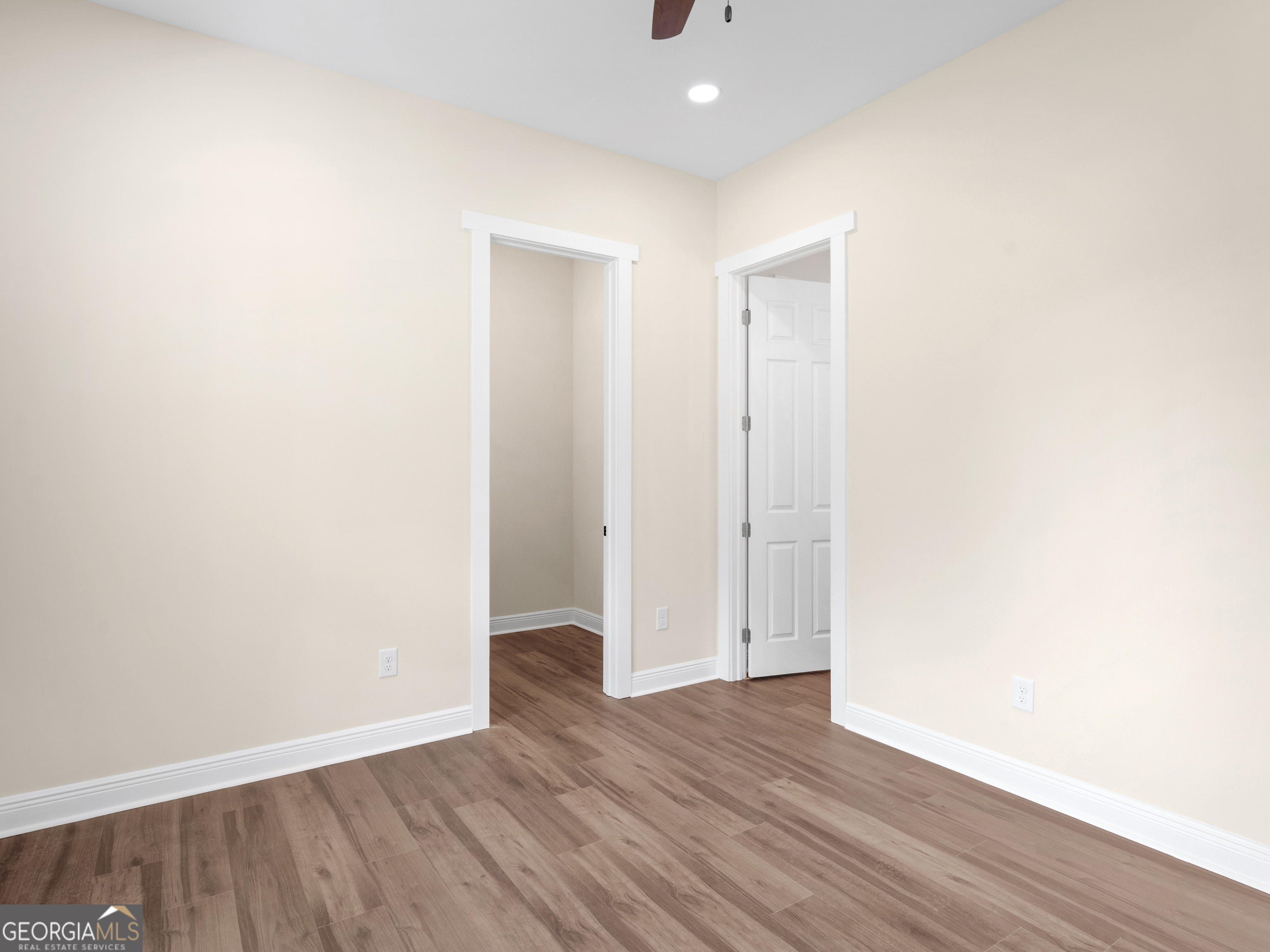 1019 Oakridge Drive Property Photo 35