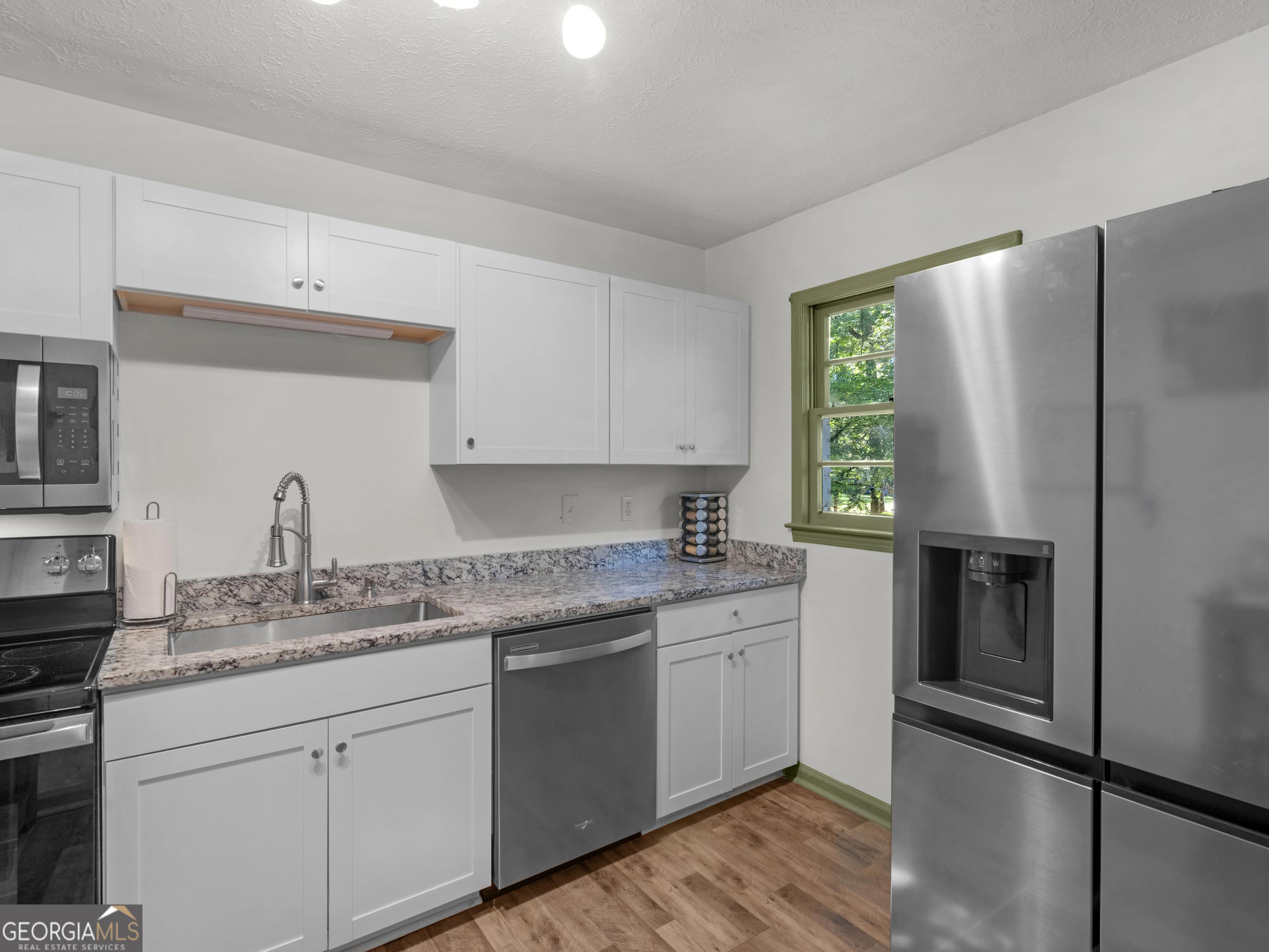 3790 Sweetbriar Circle Property Photo 4