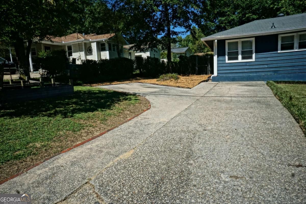 414 Gresham Road Sw Property Photo 3