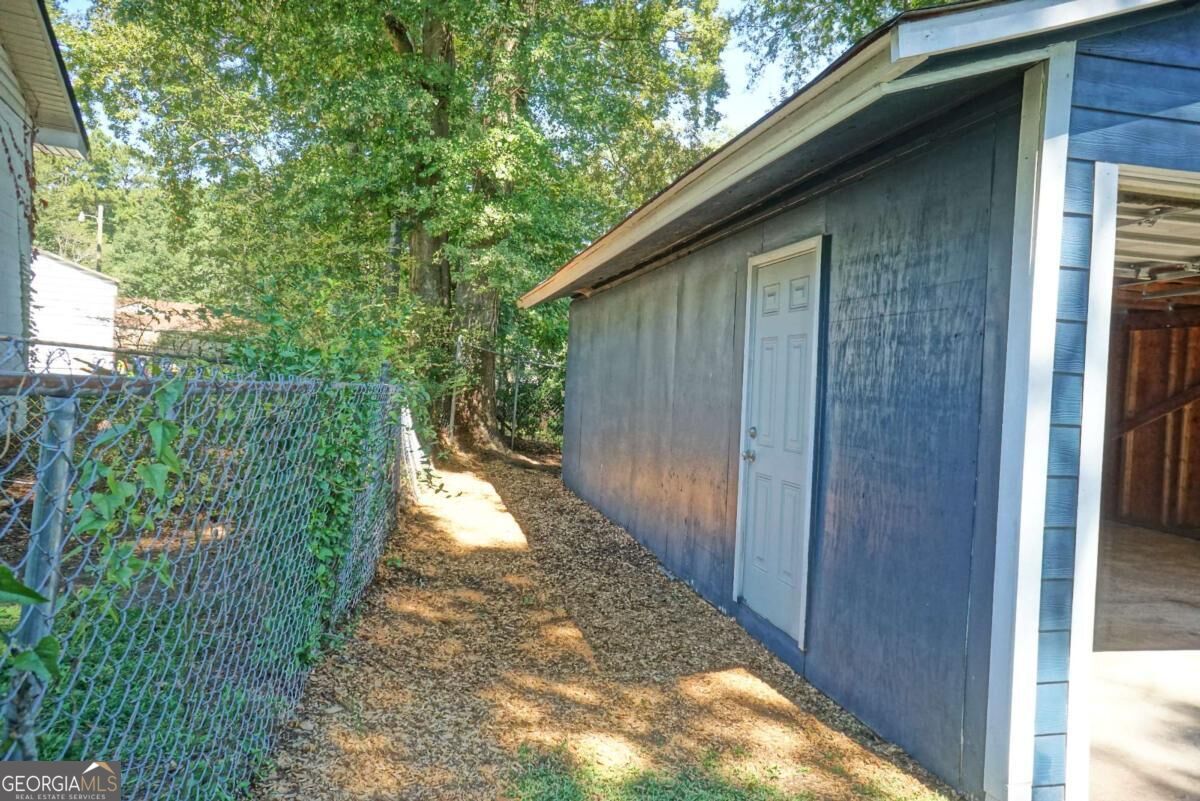 414 Gresham Road Sw Property Photo 9