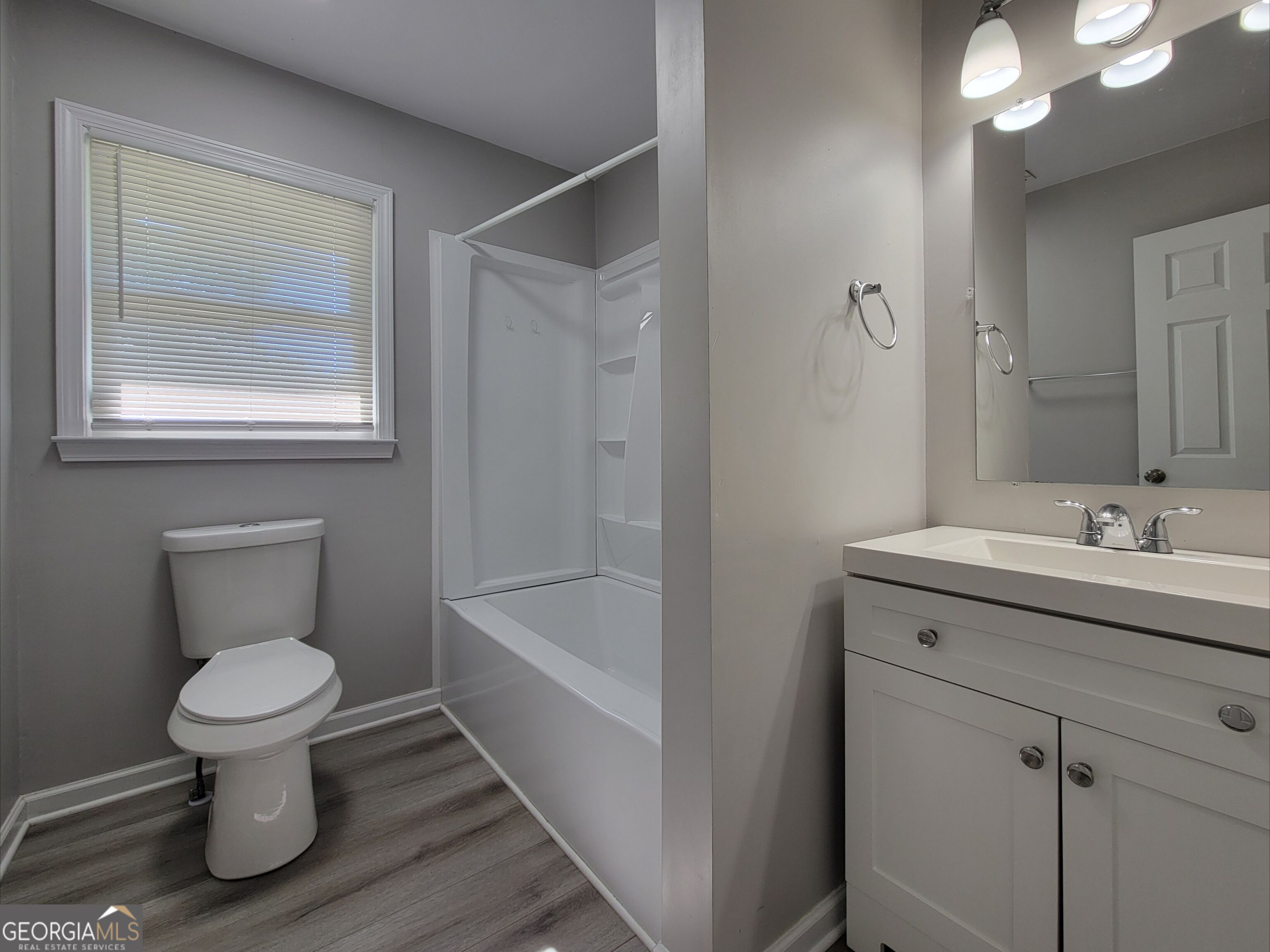 426 Northcrest Drive Property Photo 12