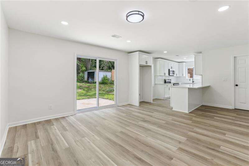 2744 Preston Drive Property Photo 6