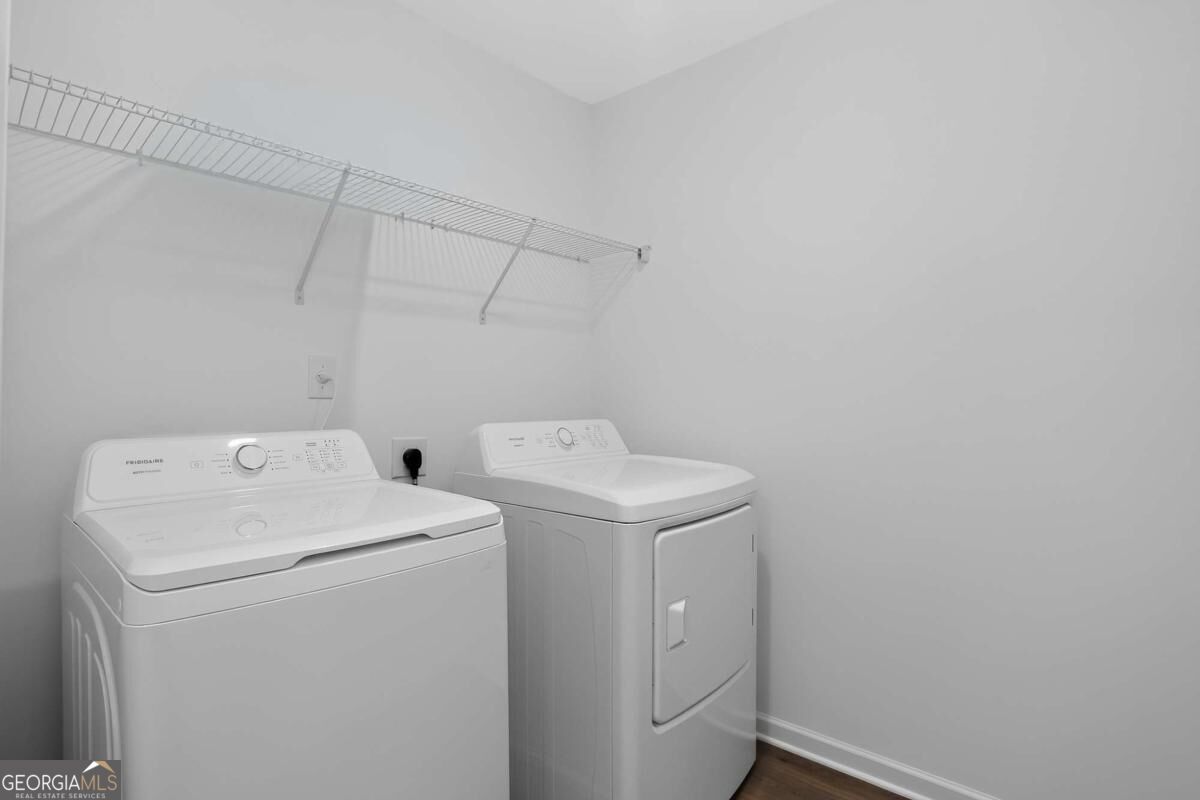 3050 Humdala Place # 229 Property Photo 18